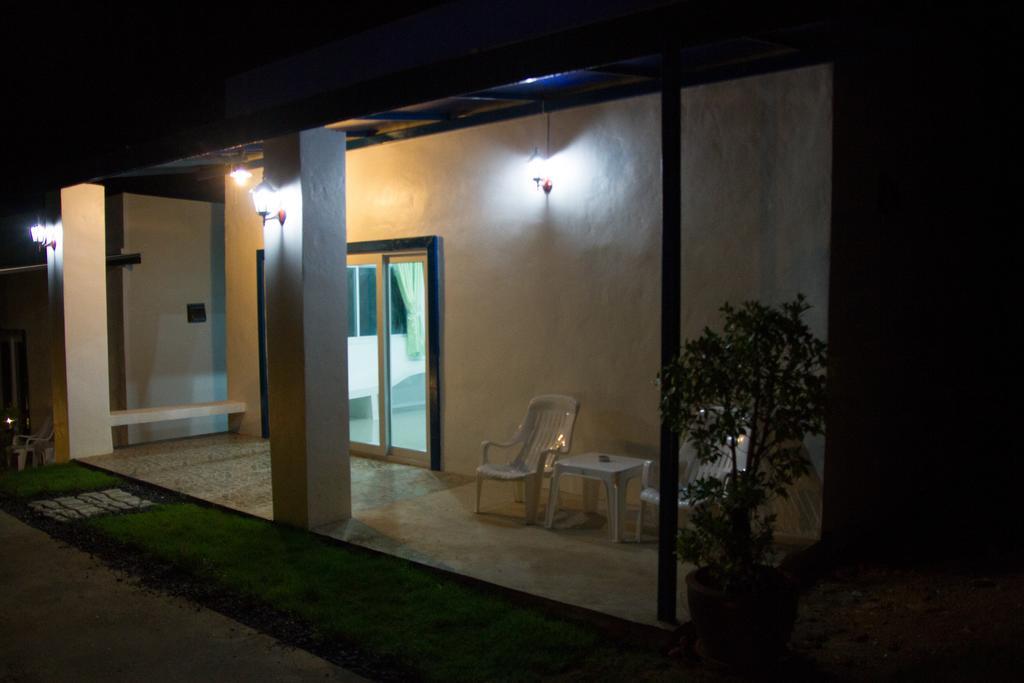 KeereeLay Hotel Ko Lanta Buitenkant foto