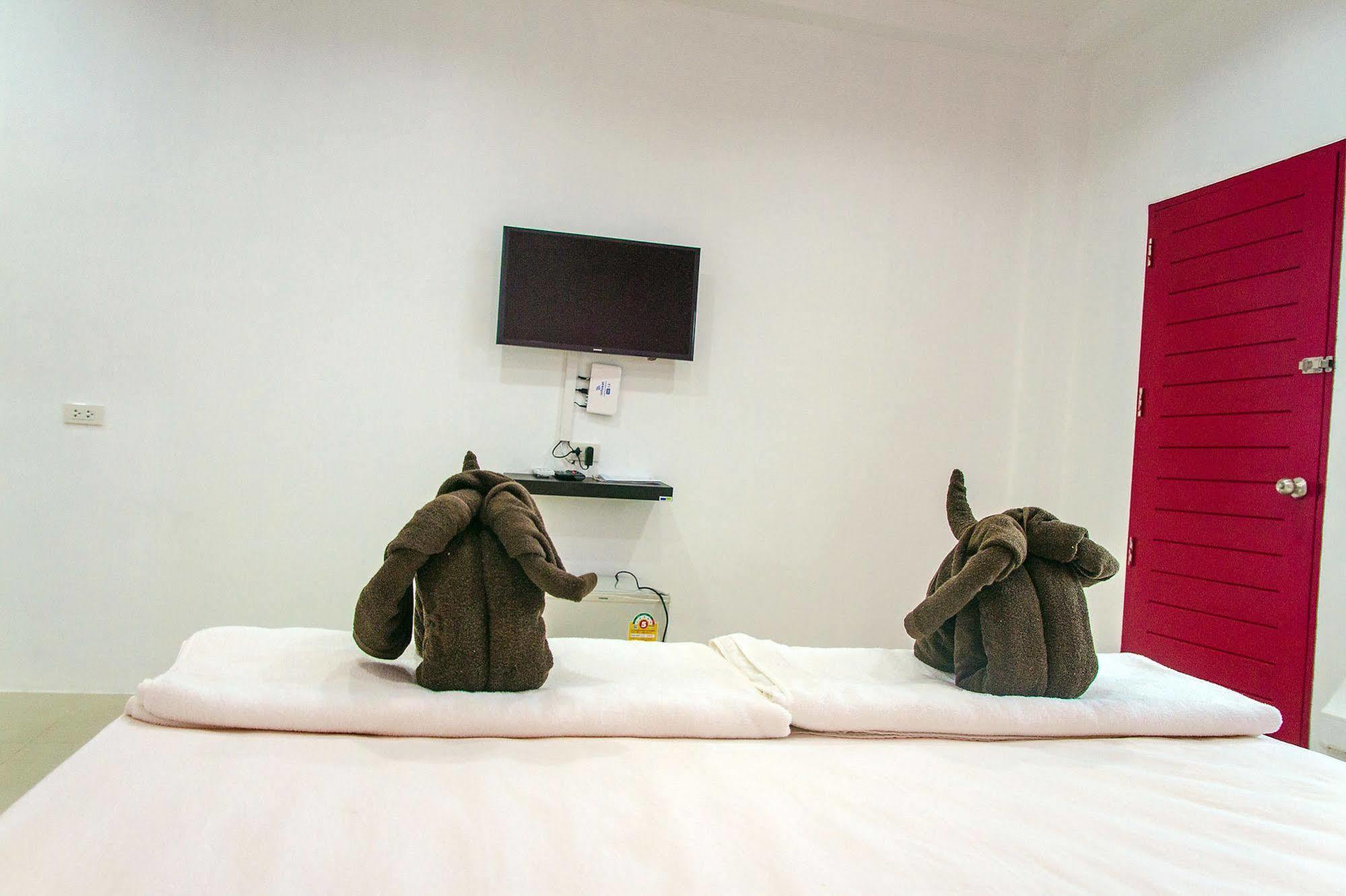 KeereeLay Hotel Ko Lanta Buitenkant foto