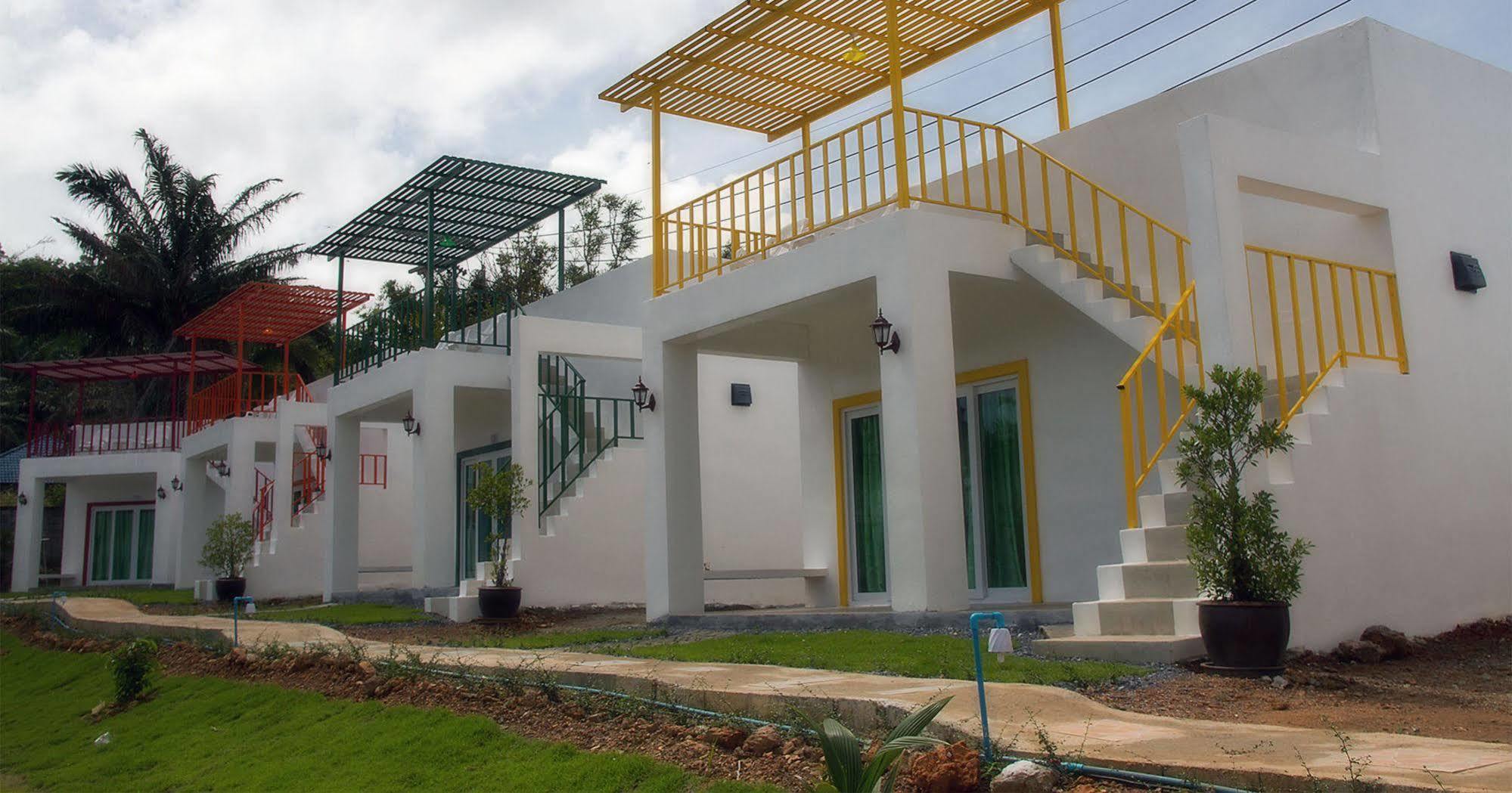 KeereeLay Hotel Ko Lanta Buitenkant foto